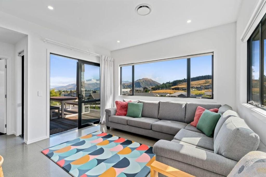 Views on Farrant - Resim 9