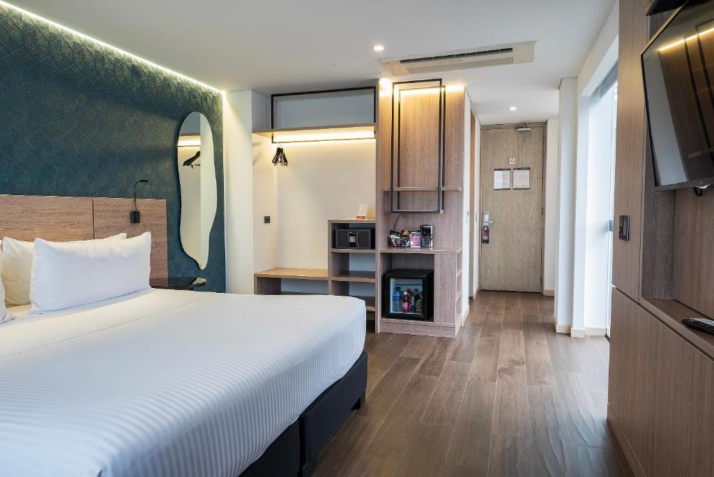 Kuchyň nebo kuchyňský kout v ubytování Hotel Black Tower Premium