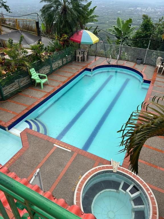 Bazén v ubytování Eco Hotel La Selecta Pereira nebo v jeho okolí