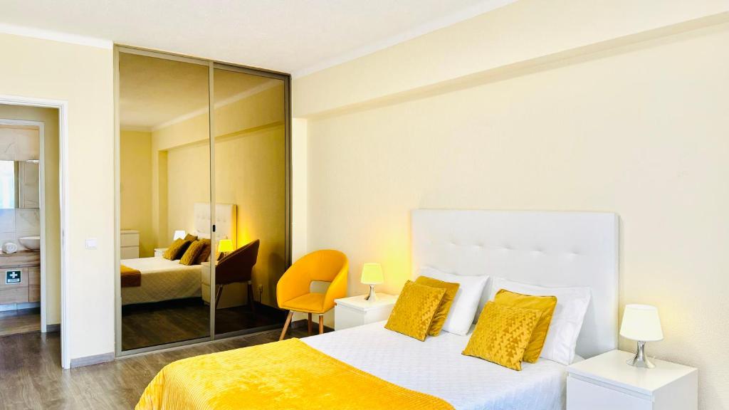 Praia da Rocha, 5-F, Charming Apartment with Air Conditioning - Pátio da Rocha By IG