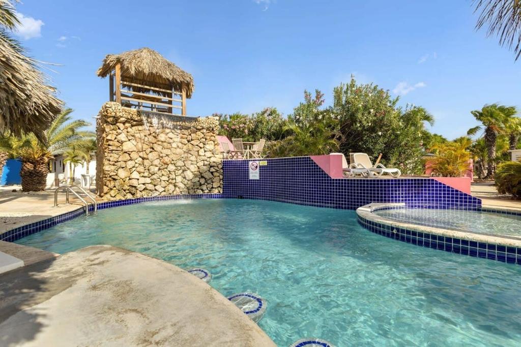 Πισίνα στο ή κοντά στο Casa de las Brisas in Waterlands Village