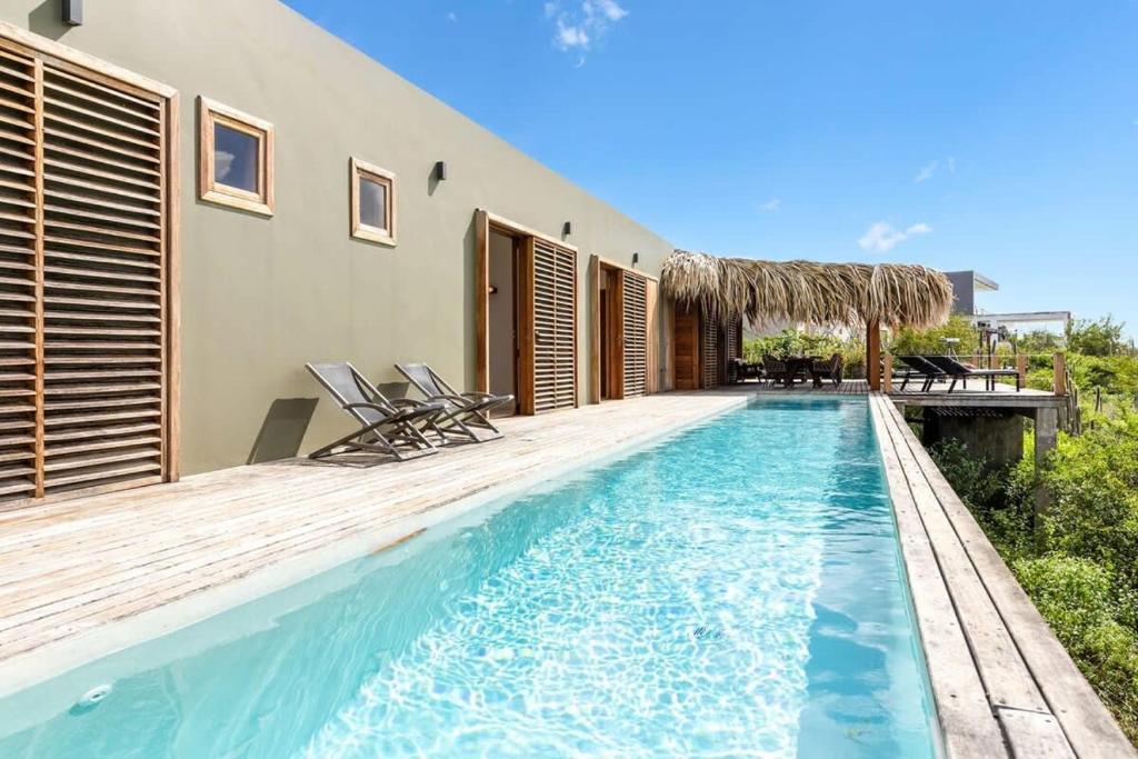 Πισίνα στο ή κοντά στο Kas Bèrde with stunning views