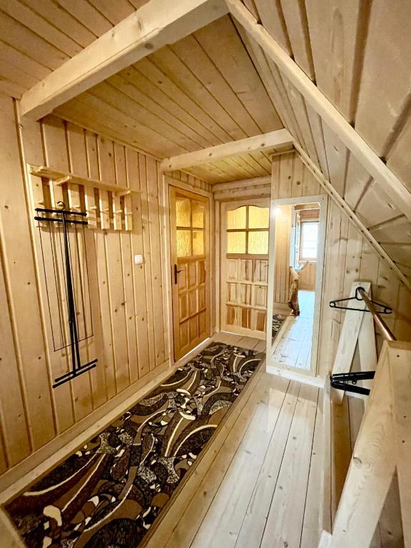 Posteľ alebo postele v izbe v ubytovaní Domek Góralski W Ogrodzie z jacuzzi, basenem i sauną