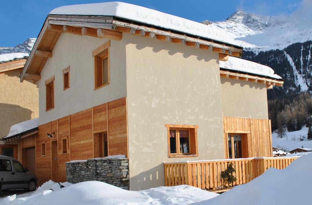 Nespecifikovaný výhled na hory nebo výhled na hory při pohledu z apartmánu