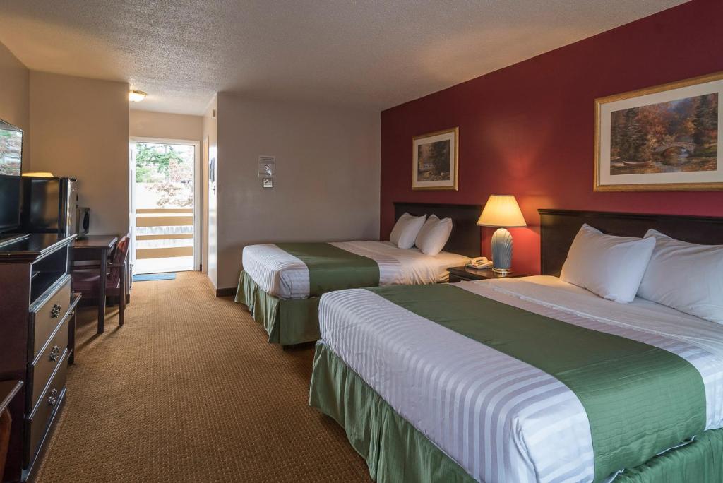 Postel nebo postele na pokoji v ubytování Port Augusta Inn
