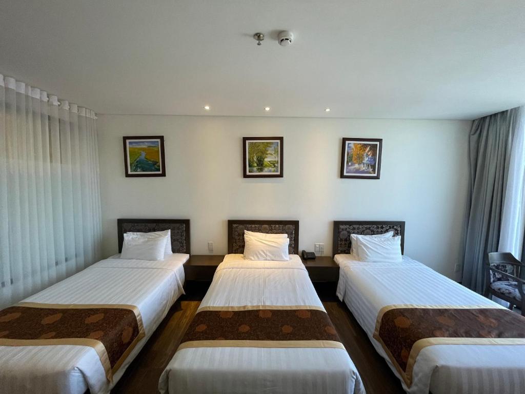 Phòng Deluxe 3 Người Nhìn Ra Biển