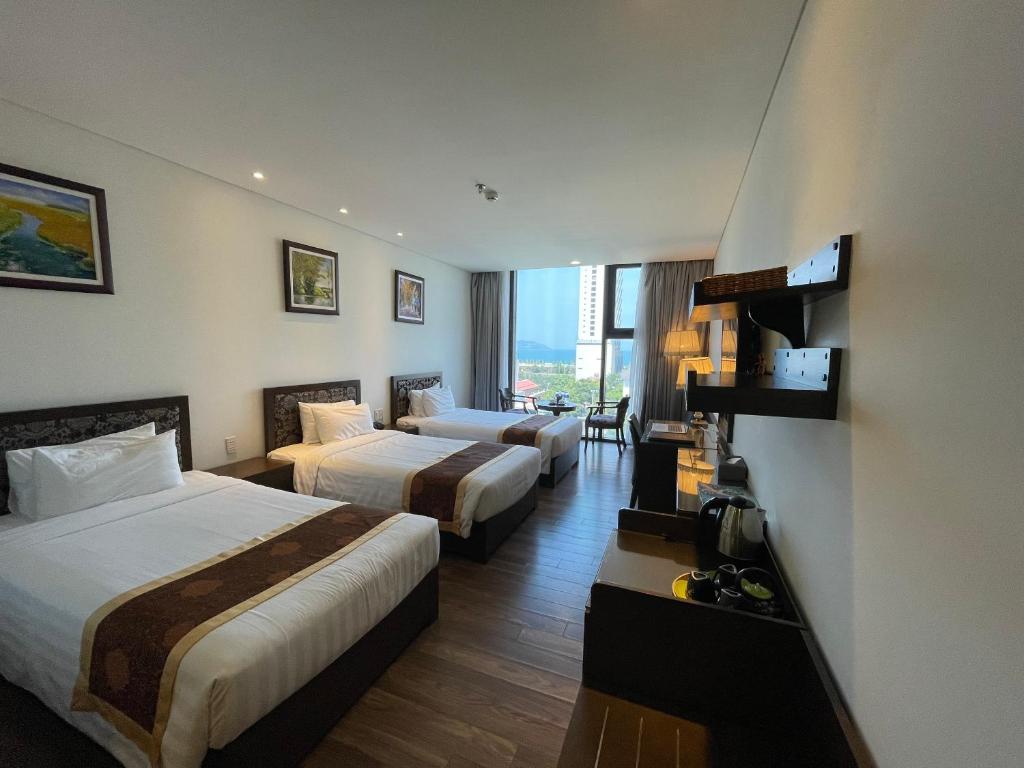 Phòng Deluxe 3 Người Nhìn Ra Biển