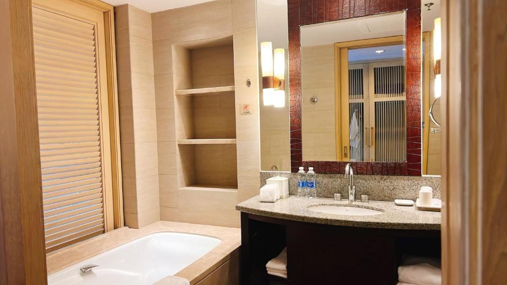 Koupelna v ubytování Sheraton Huizhou Beach Resort