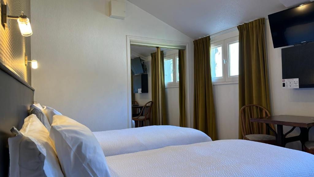 Logis Hôtel Restaurant Grand Hôtel de Lyon - 双床间