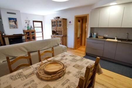 Fotografie z fotogalerie ubytování Apartament Font Moreu v destinaci Alp