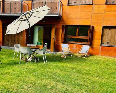 Zahrada ubytování Apartament l'Osset