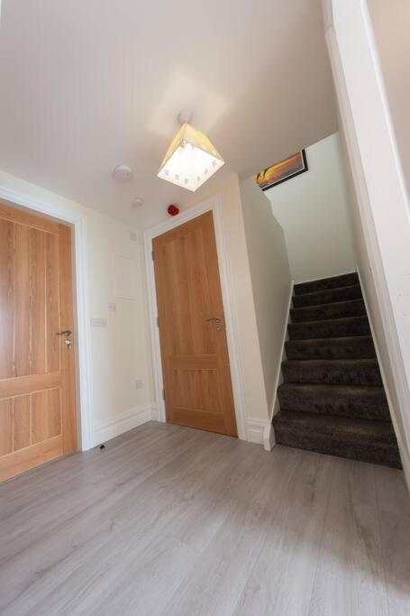 Fotografie z fotogalerie ubytování Unit 3 Modern Self Contained Apartment v destinaci Cobh