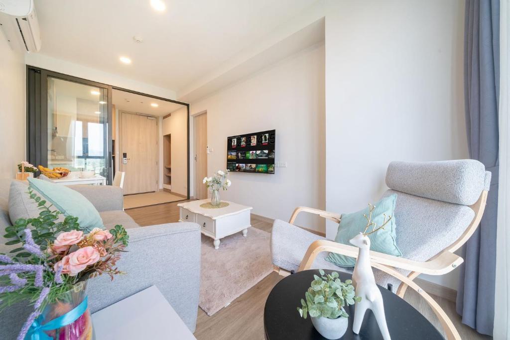 Laguna BangTao Beach Skypark Apartment - Resim 31