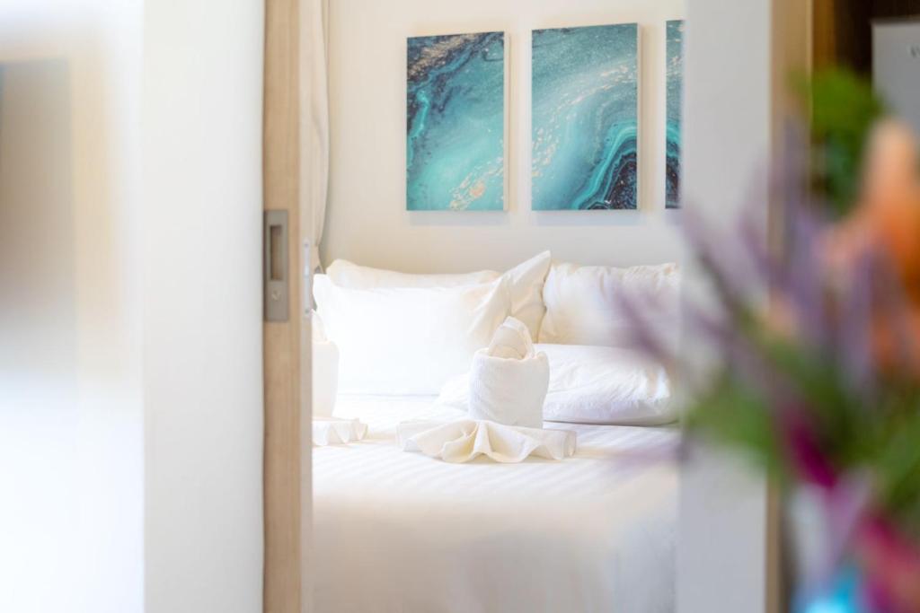 Laguna BangTao Beach Skypark Apartment - Resim 17