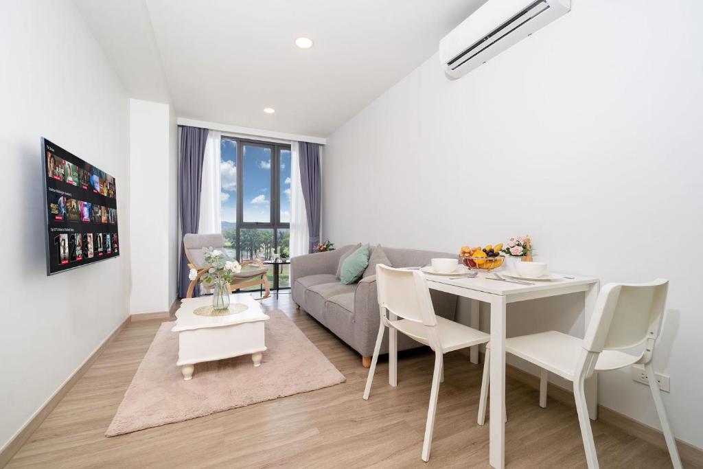 Laguna BangTao Beach Skypark Apartment - Resim 39