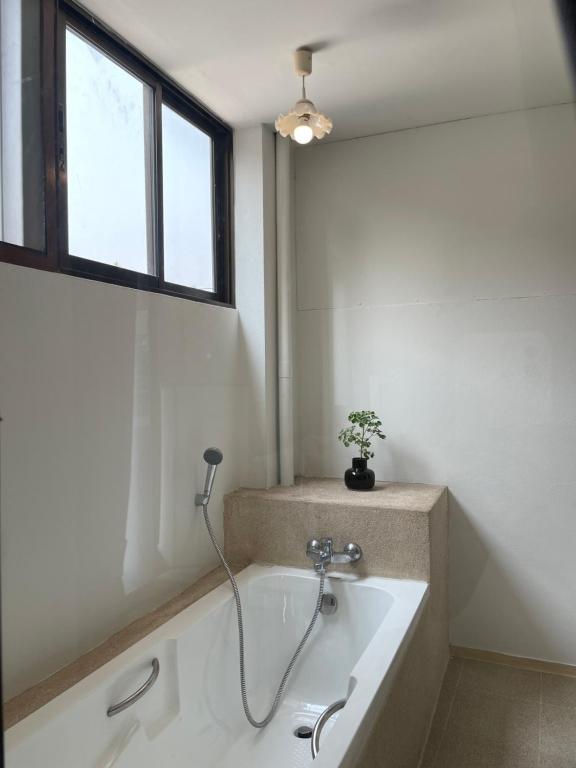 Yindee Stylish Guesthouse - 18