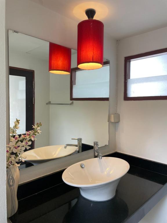 Yindee Stylish Guesthouse - 19