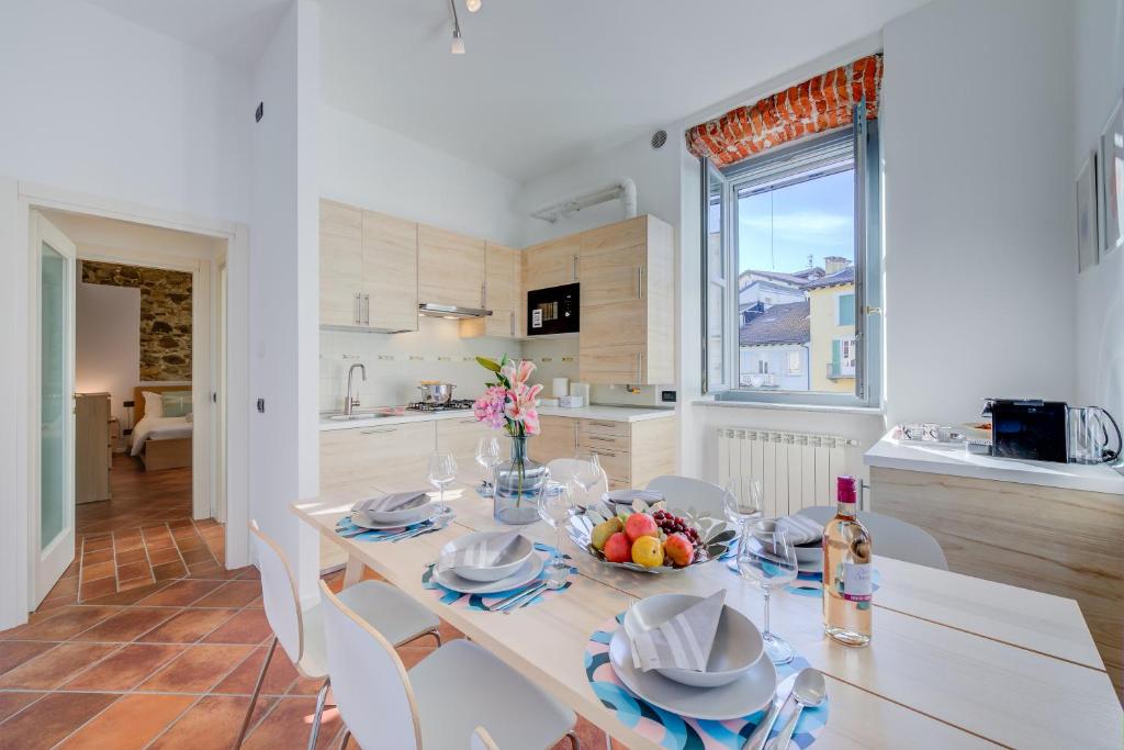 Cucina o angolo cottura di Aparthotel Arona