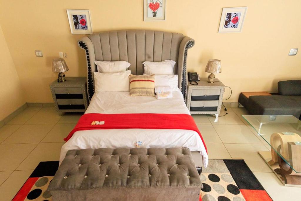 Ένα ή περισσότερα κρεβάτια σε δωμάτιο στο Marshal Resort and Spa Malavuwe