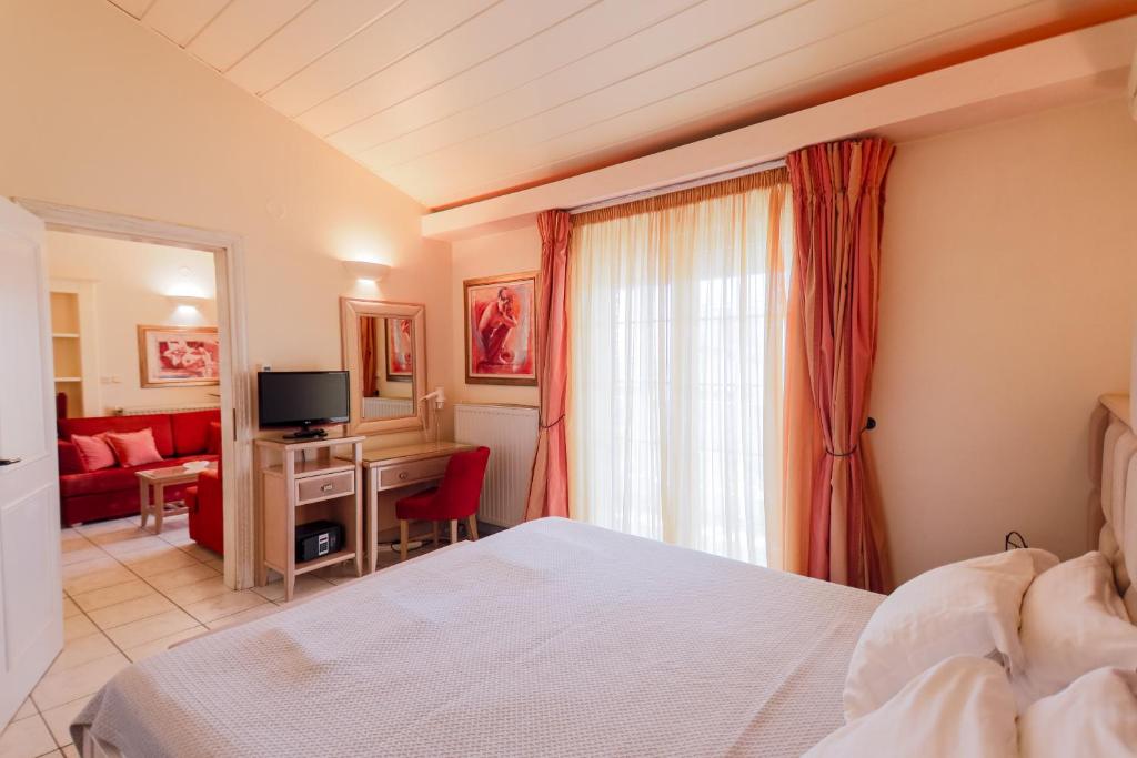 Postel nebo postele na pokoji v ubytování Hotel Strass