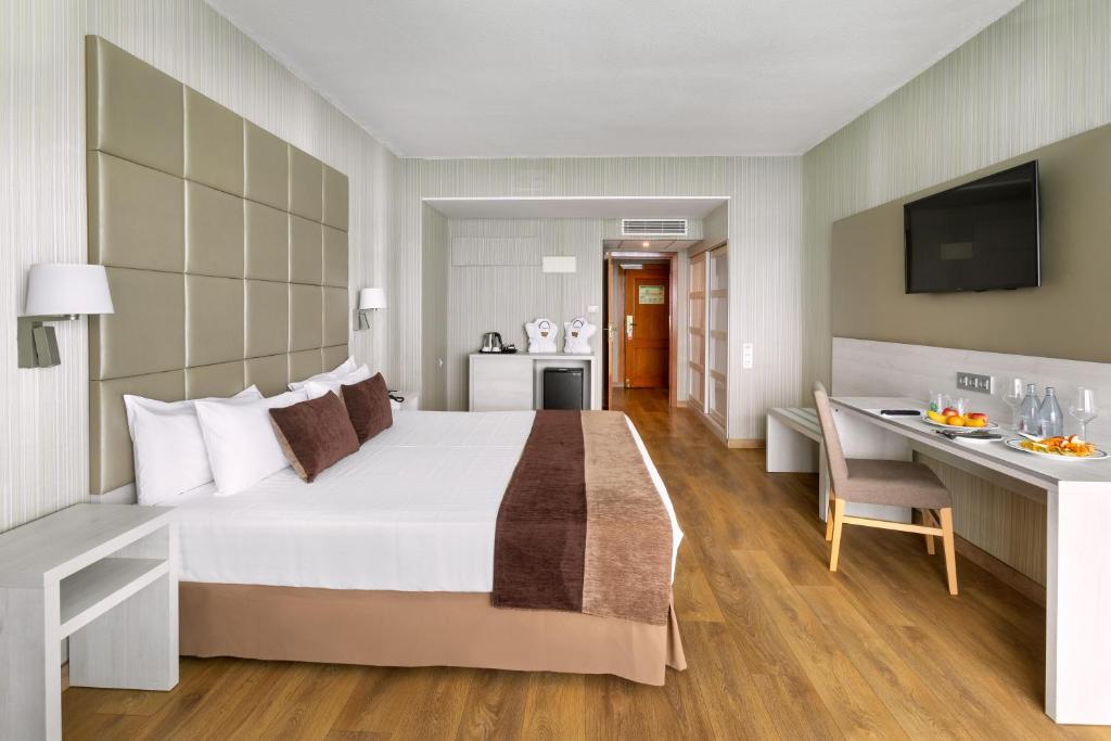 Hotel Best Semiramis - Superior Double Room (2 Adults)