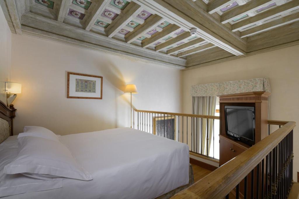 Hotel degli Orafi - Resim 34