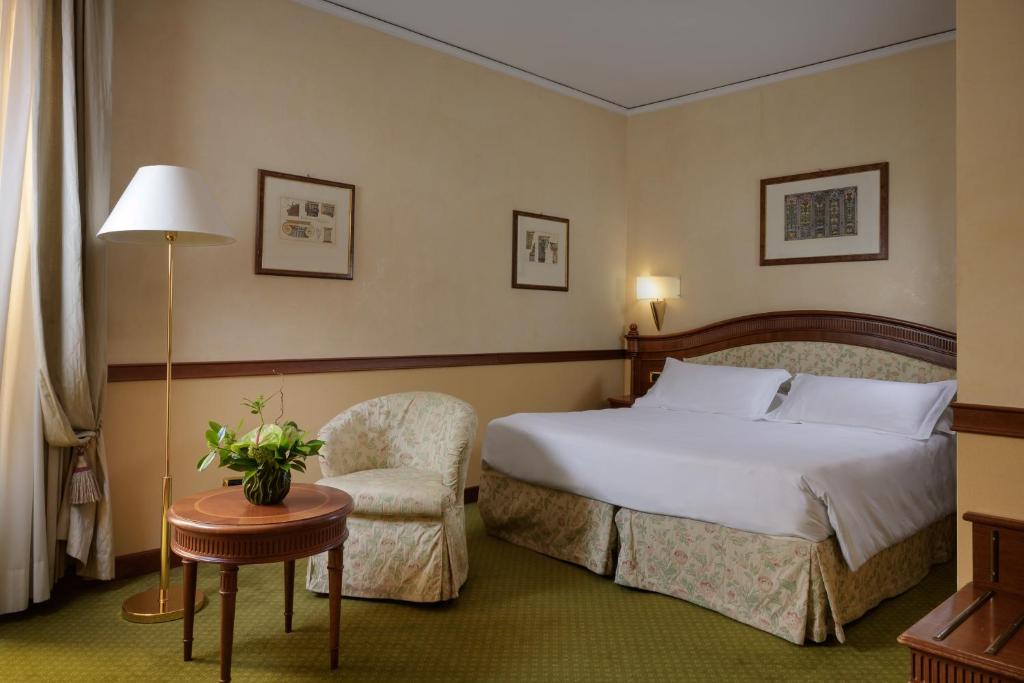 Hotel degli Orafi - Resim 31