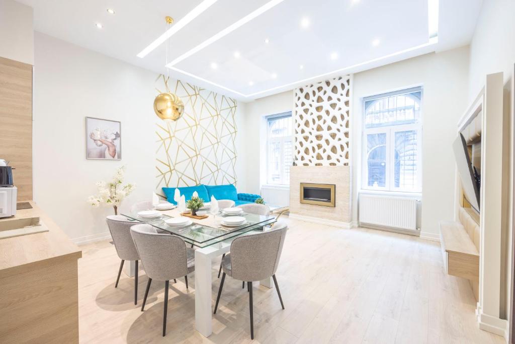 Luxury Downtown Dream Home by Prestige Homes 1066 Budapest, 41 Zichy Jenő utca kép - 1