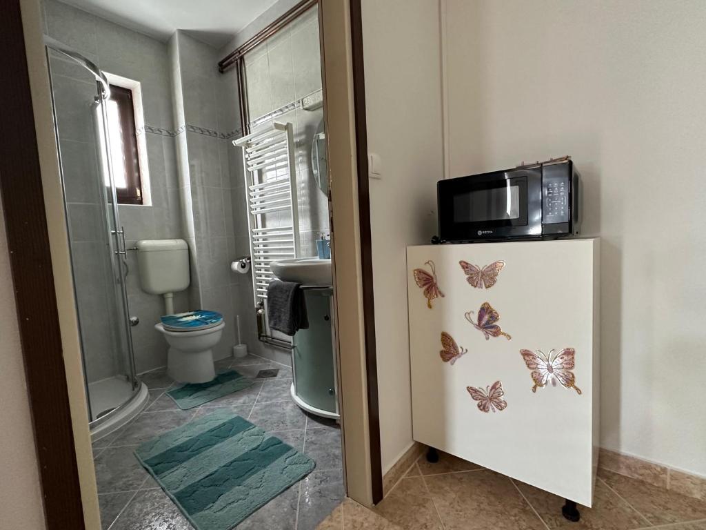 Koupelna v ubytování Rooms MARE