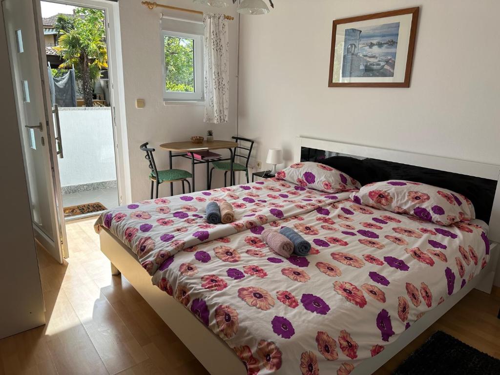 Postel nebo postele na pokoji v ubytování Rooms MARE