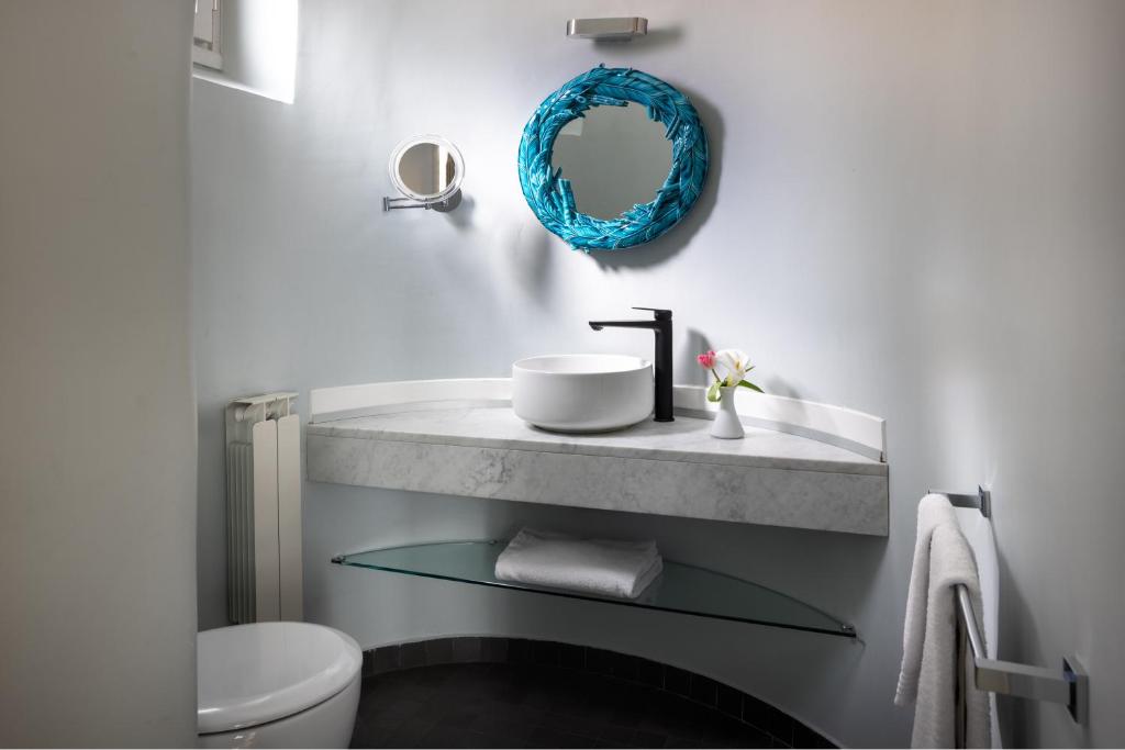 Hotel Number Nine - 12