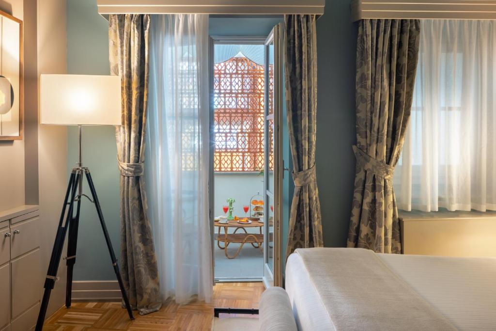 Hotel Number Nine - 10