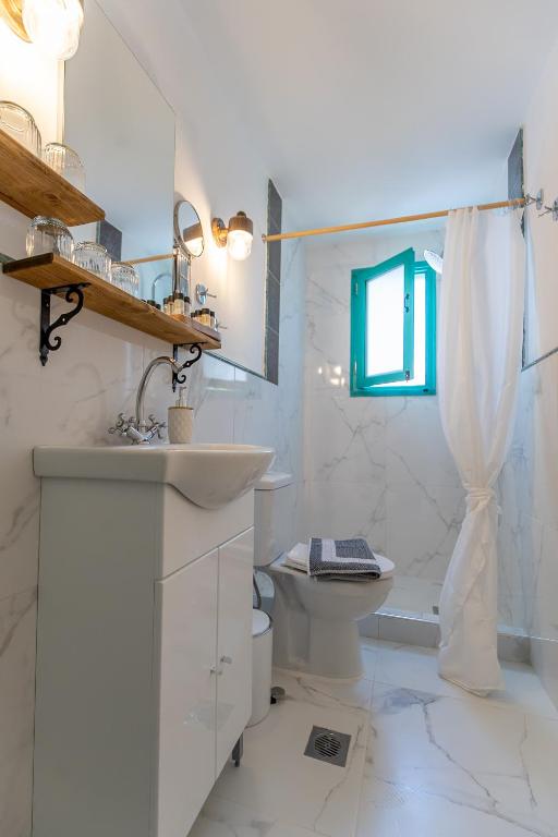 Koupelna v ubytování Casa Ifestou