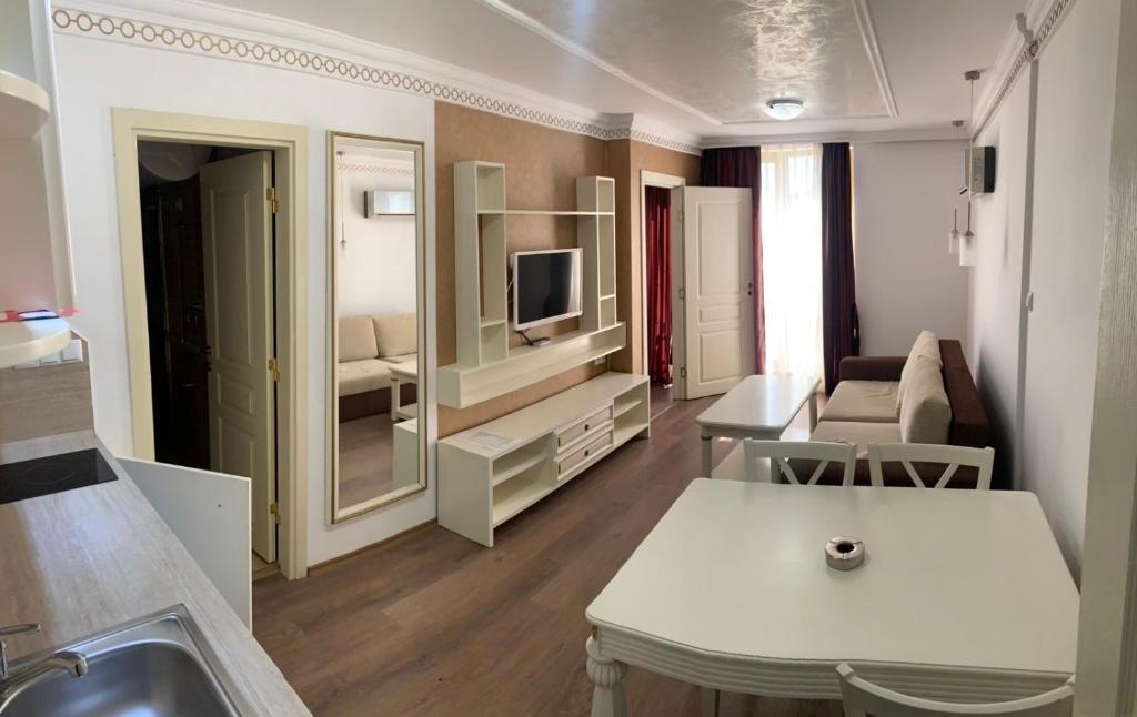 Et tv og/eller underholdning på Penthouse Happy Moments 4