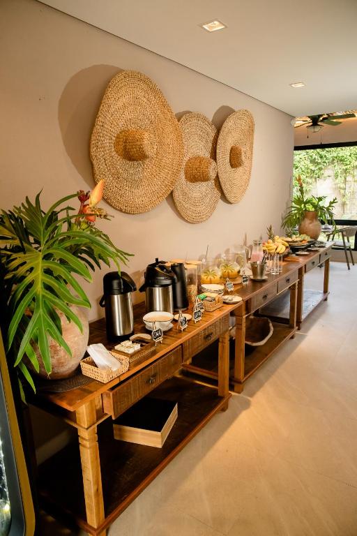 Comida no hotel ou em algum lugar perto