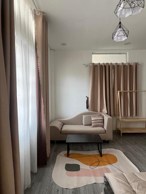 Postel nebo postele na pokoji v ubytování Neko Homestay Hue