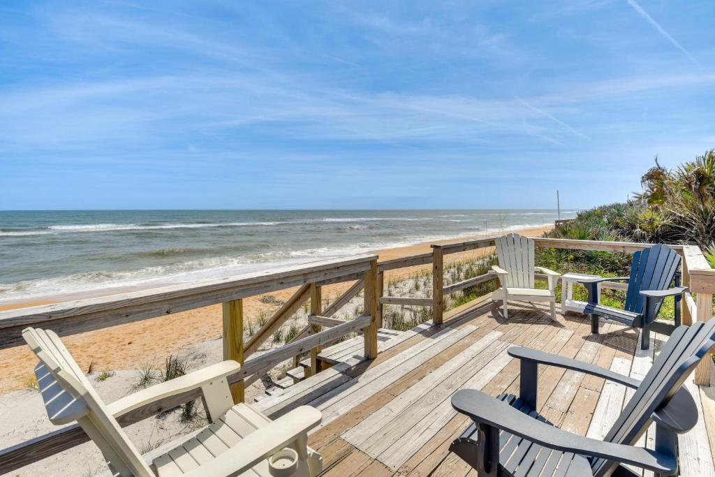 Oceanfront Flagler Beach Home with Decks and Gas Grill, Flagler Beach