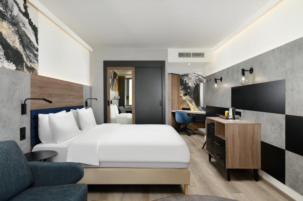 Danubius Hotel Helia - Junior Suite (newly Refurbished)