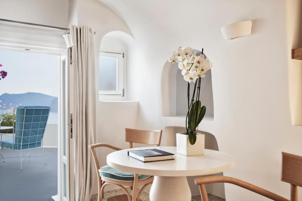 Katikies Santorini - Gea House - The Leading Hotels Of The World photo 4
