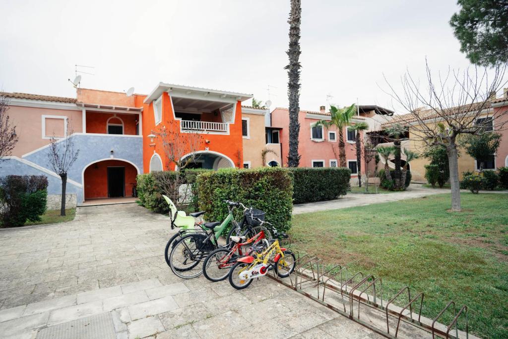 Jízda na kole v ubytování Casa GIO' GIO' Borgo San Basilio nebo okolí