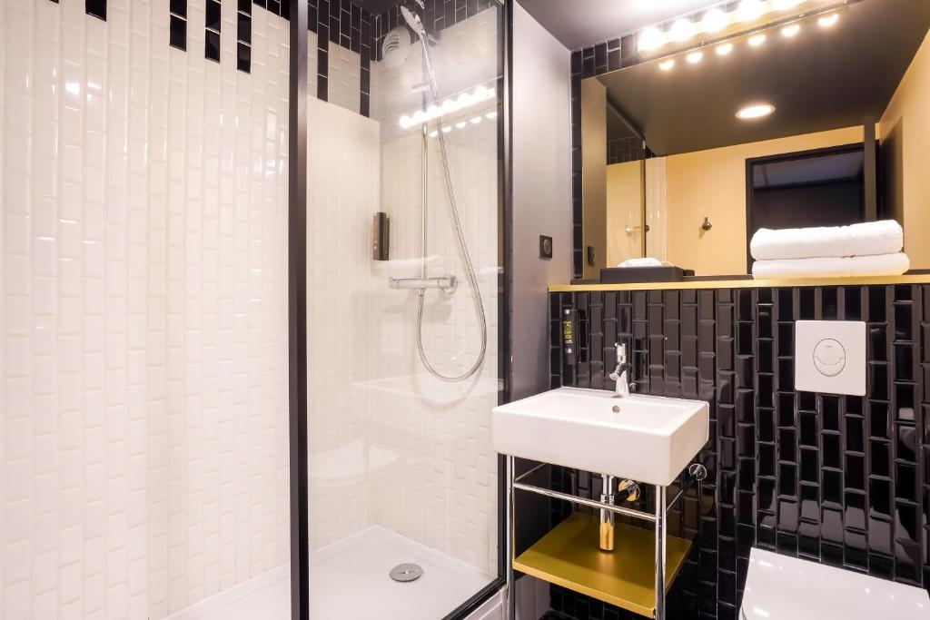 Kyriad - Créteil - Bonneuil-sur-Marne - Dwin Room