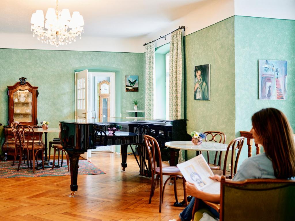 Posedenie v ubytovaní TAUROA Landhaus zu Appesbach