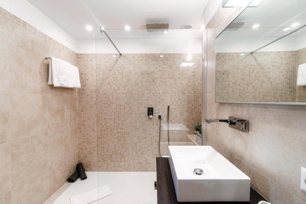 The Central Home by Quokka 360 - Next to Lido di Lugano - Resim 27