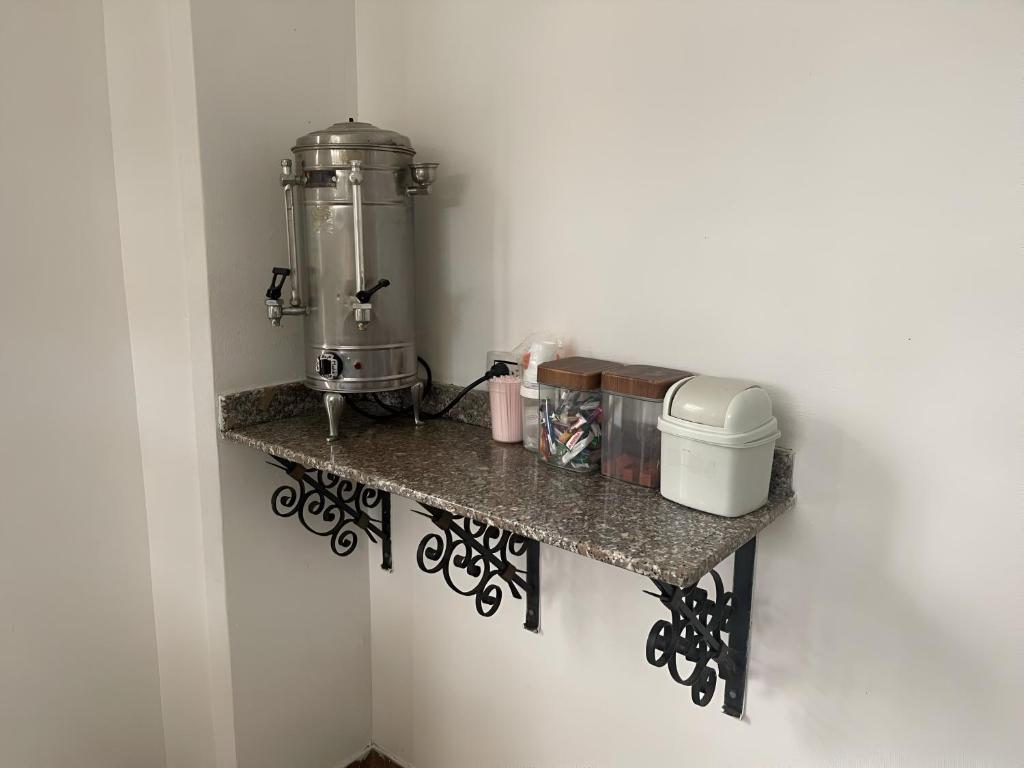 Kuchyň nebo kuchyňský kout v ubytování Hotel Macedonia Plaza Medellin