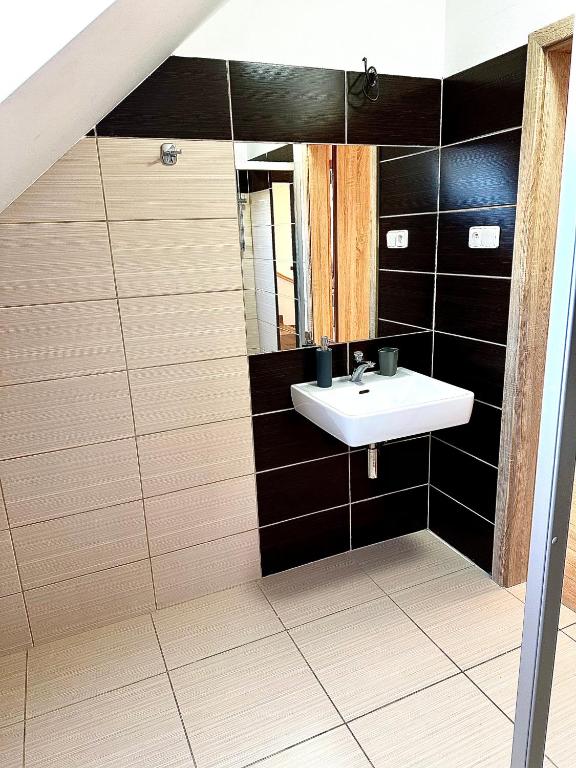 Fotografie z fotogalerie ubytování Hospůdka a Ubytování U Mitucha v destinaci Å½enklava