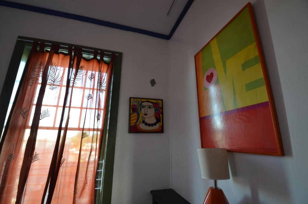 Michie Hostel - Queen Room With Shared Bathroom