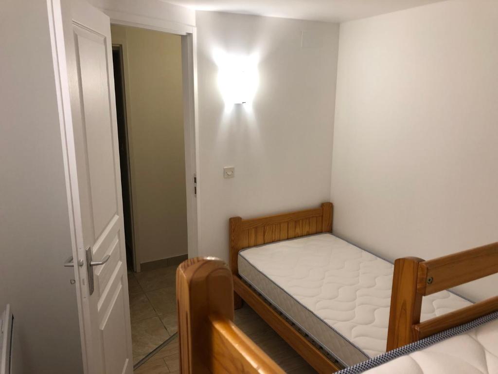 Postel nebo postele na pokoji v ubytování CHARAVEL
