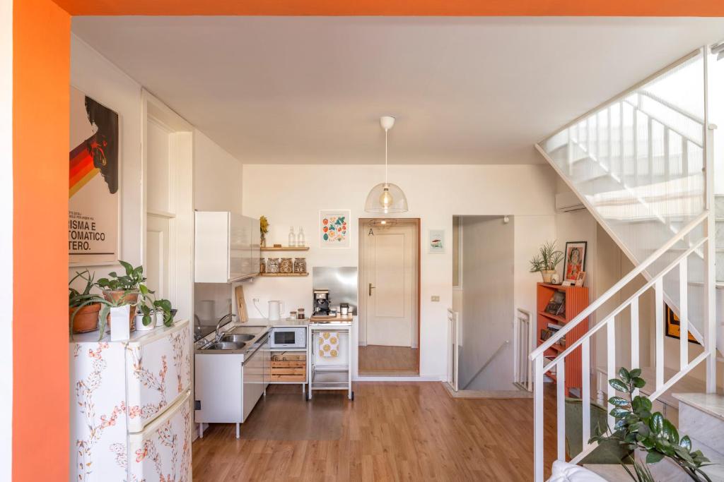 Kuchyňa alebo kuchynka v ubytovaní HOMESTAY rooftop