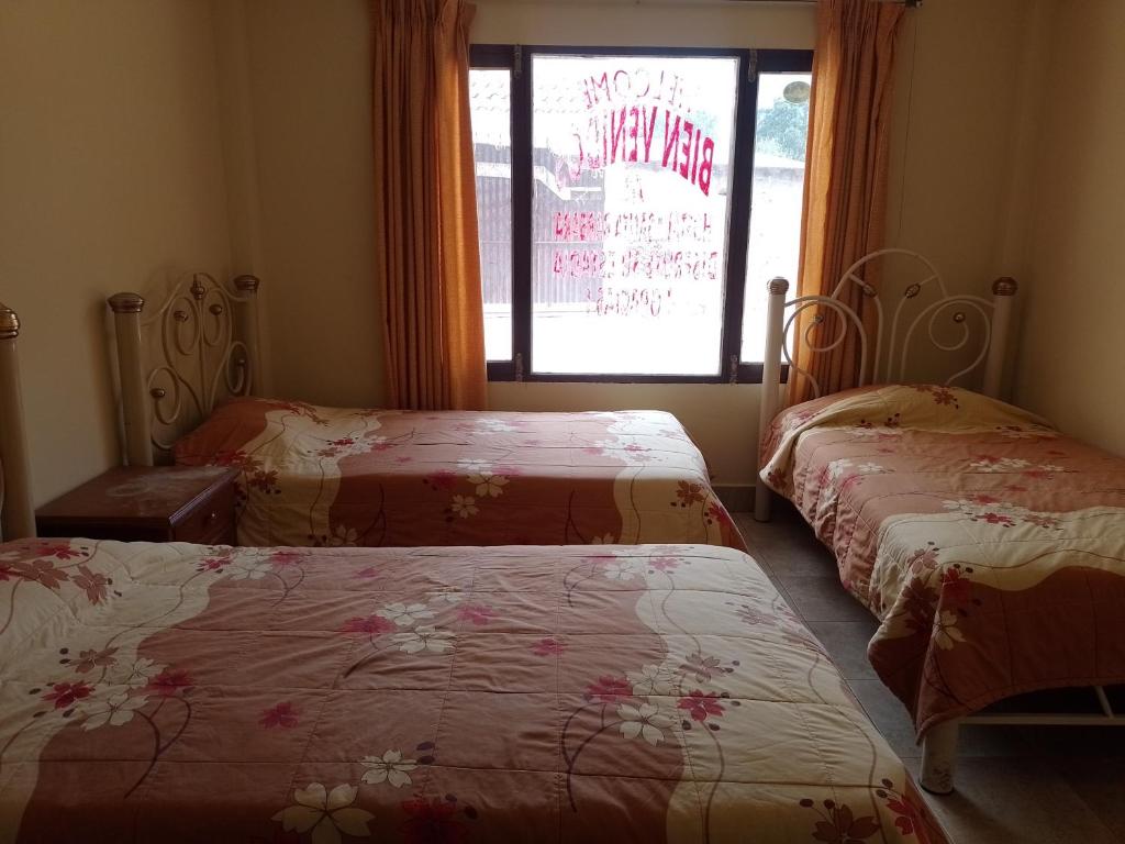 HoSTAL SANTA BARBARA - Habitación Triple