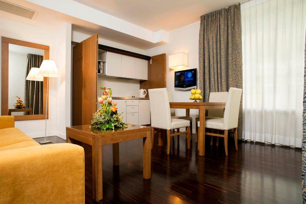 National Hotel - Resim 39